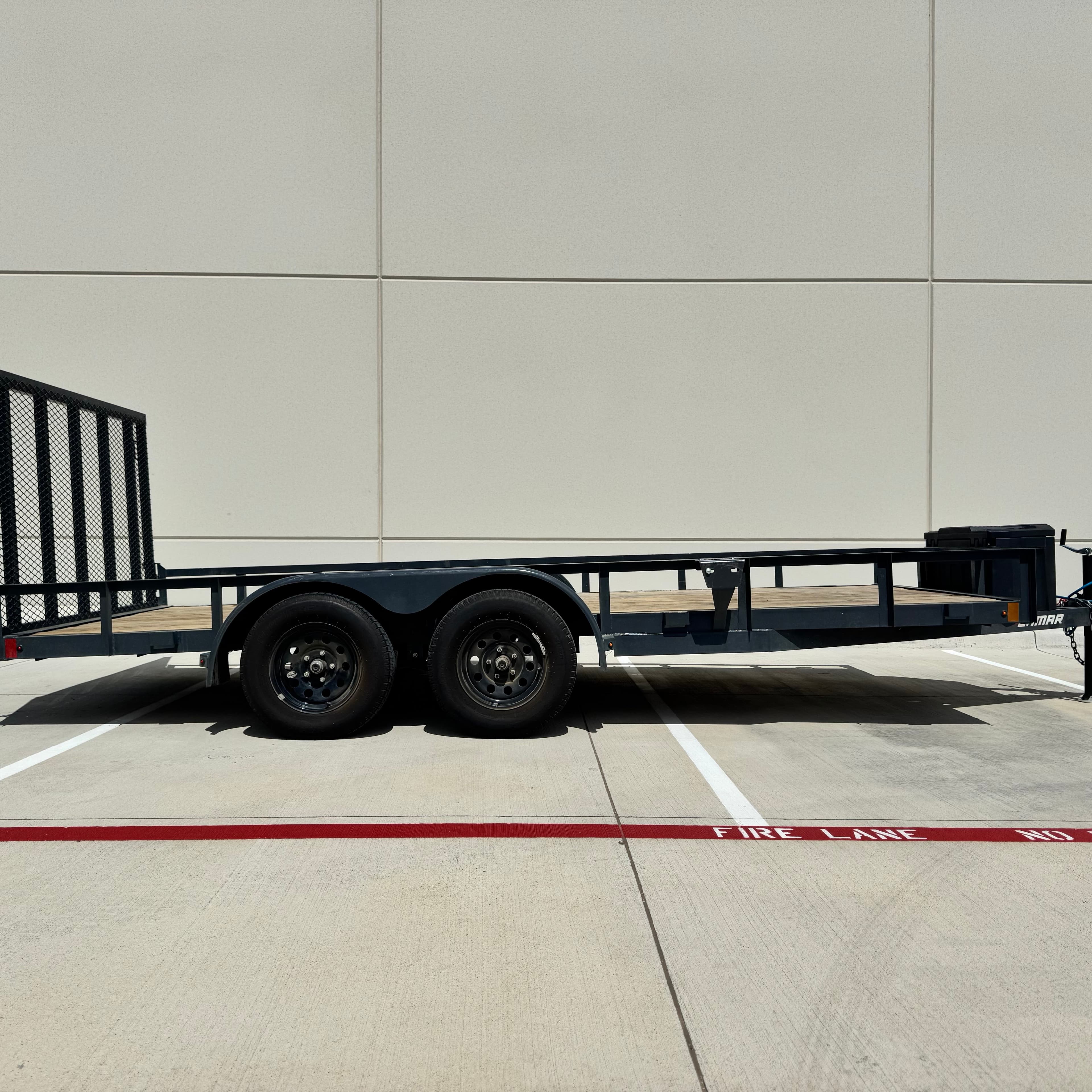 Versatile utility trailer rental Fort Worth Texas - utility trailers for rent in Fort Worth TX - landscaping moving furniture ATV hauling general transport